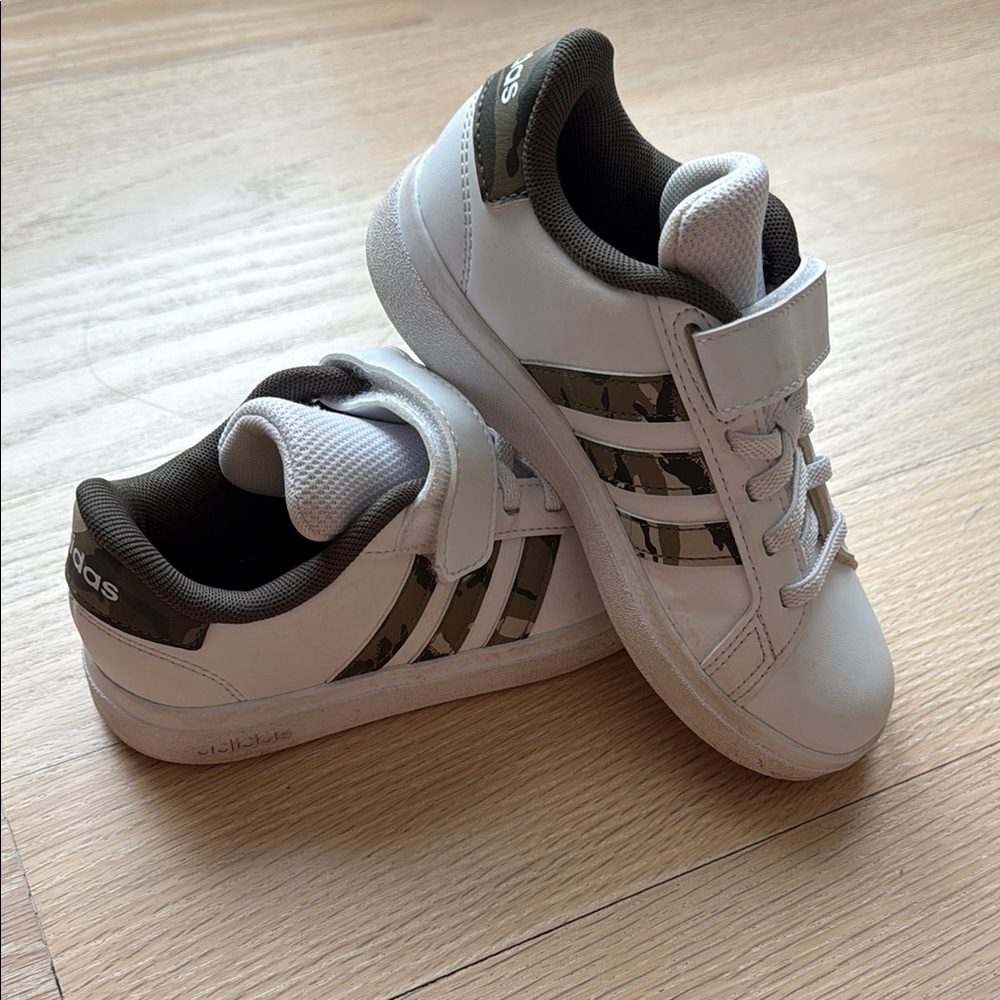 Adidas Grand Court 2.0 Shoes Kids, Unisex Kids' Sneakers